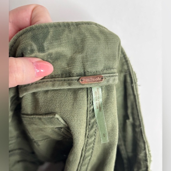 Free People Raw & Patched Shorts size 0 - Picture 8 of 11